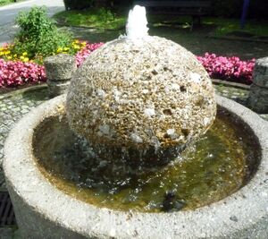 Brunnen am Grenzübergang
