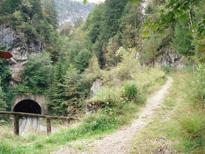 Datei:Antonibergstraße.JPG