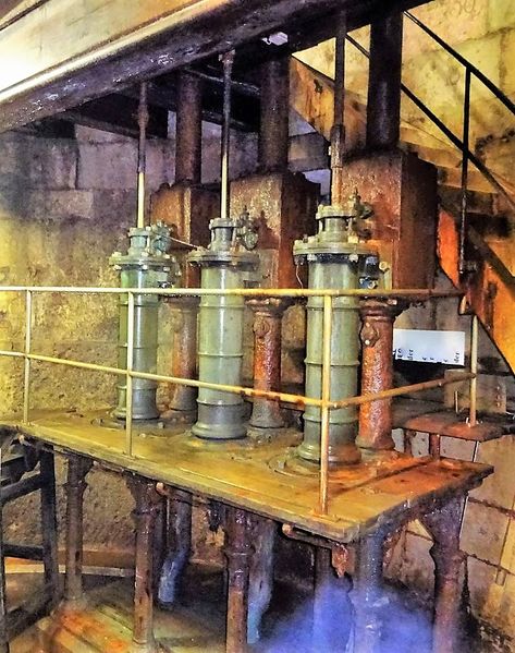 Datei:Pumpen.JPG